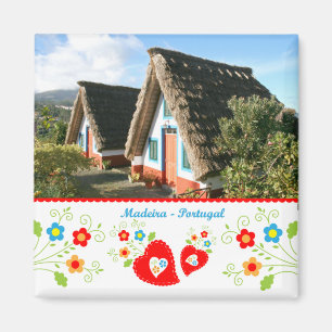 Aimant Portugal in photos - Madeira island typical house