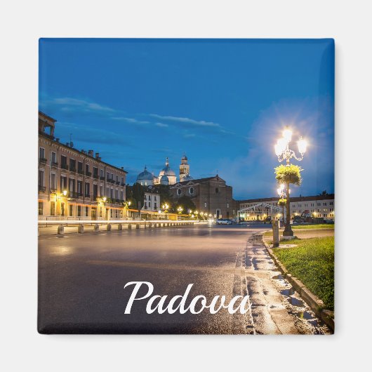 Aimant Prato della Valle la nuit à Padova, Italie (Devant)