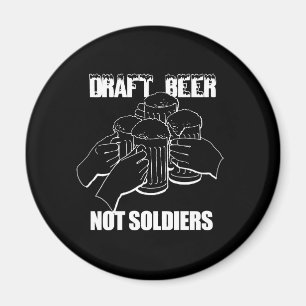 AIMANT PROJET DE BIÈRE. PAS LES SOLDATS.