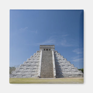 Aimant Pyramide maya, matin en mars