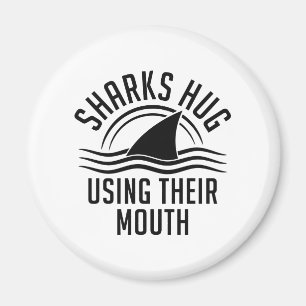 Aimant Requins Enlacés En Utilisant Leur Bouche