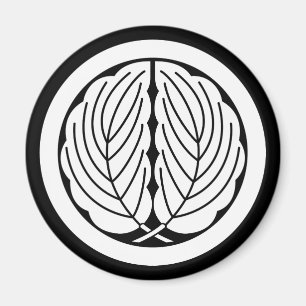 Aimant rond avec feuilles de chêne embrassantes