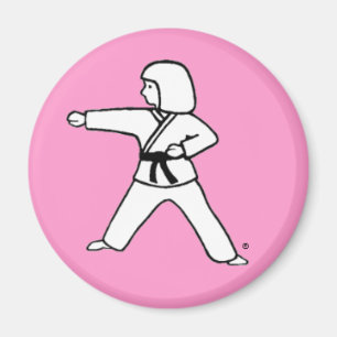 Aimant rose de l'enfant 2 d'arts martiaux