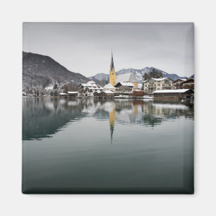 Aimant Rottach-Egern chez le Tegernsee, Bavière en hiver