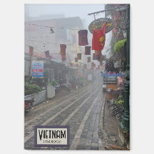 Rue brumeuse du Vietnam, date personnalisable