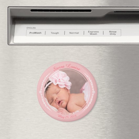 Aimant Script moderne Police Blush Rose Nouveau bébé fill (In Situ (Lave-vaisselle))