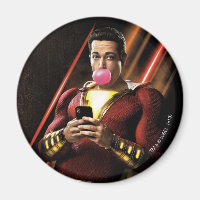 SHAZAM ! | Shazam soufflant la bulle gomme