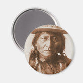 Aimant Sitting (Recto/Verso)