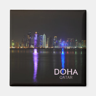 Aimant Skyline de Doha, Qatar la nuit carré