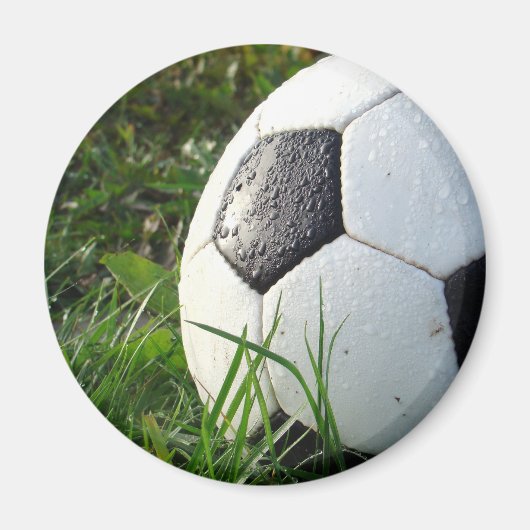 Aimant Soccer~ Boule de pied dans le champ (Devant)