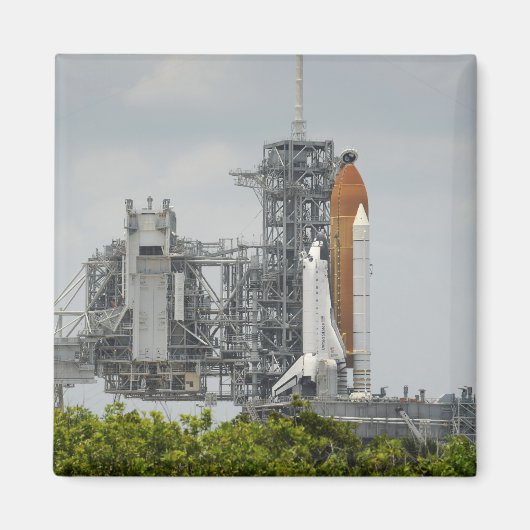 Aimant Space Shuttle Endeavor sur le lancement pad 5 (Devant)