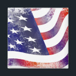 Aimant Style de Grunge Patriotique Faded American Drapeau<br><div class="desc">Des étoiles de style grunge à l'allure cool et rayent le drapeau patriotique américain. Blancs rouges et bleus avec un look défraîchi.</div>