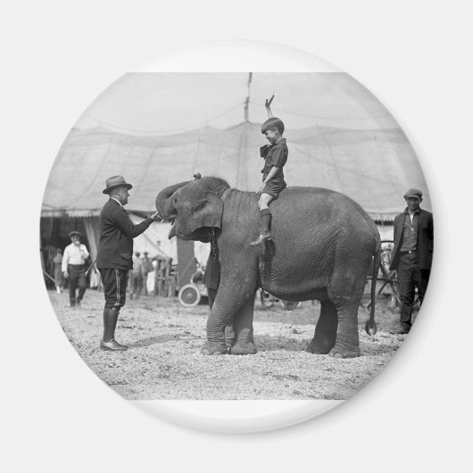 Aimant Teddy Roosevelt au cirque : 1924 (Devant)