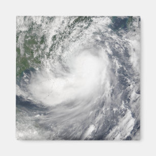 Aimant Tempête tropicale Hagupit