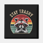 Aimant Toddler Girl Stay Trashy Raccoon Feral Mom Funny T (Devant)