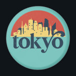 Aimant Tokyo City Skyline Retro Cityscape Art<br><div class="desc">Design urbain vintage et rétro avec une belle skyline, attraction touristique et art urbain. gratte-ciel Cool et silhouette de construction merchandises pour touristes et voyageurs. Parfait comme souvenir à rapporter à la maison lorsque vous voyagez dans le monde entier. Enregistrez la mémoire de votre voyage et de vos vacances en...</div>