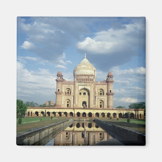 Aimant Tomb of Sardar Jang, Nawab of Oudh and Prime Minis (Devant)