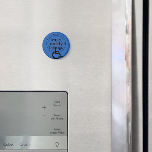 Aimant Toute capacité appartient | Minimalisme inclusif (In situ (réfrigérateur))