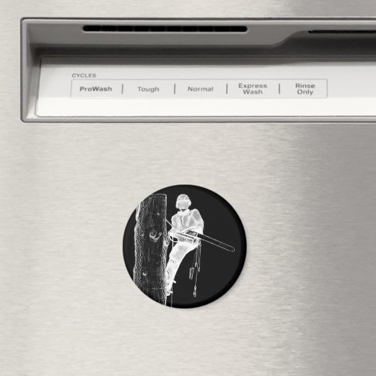 Aimant Tree Surgeon Arborist at work present Chainsaw (In Situ (Lave-vaisselle))