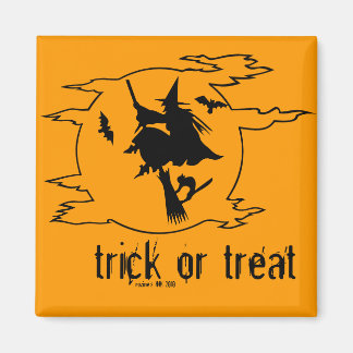 Aimant Trick or Treat Witch on Broom avec chauves-souris