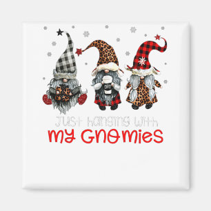 Aimant Trois Gnomes Dans Le Noël Rouge Qui Traversent Mes