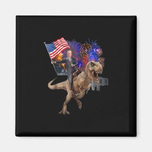 Aimant Trump à cheval sur un dinosaure T-rex soutien Trum