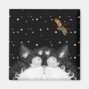 Aimant Tuxedo Cat surpris par la libellule