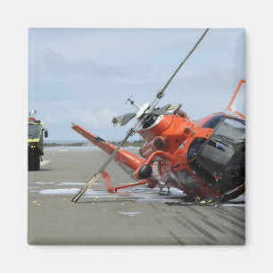 Aimant Un accident d'hélicoptère de dauphin de la garde