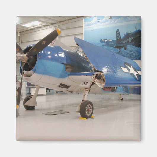 Aimant Un chasseur F-6F Hellcat de la Seconde Guerre mond (Devant)