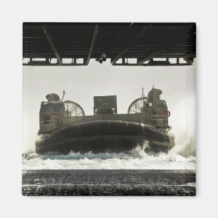 Aimant Un coussin d'air d'embarcation de débarquement se 