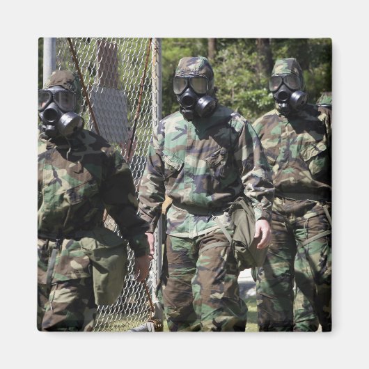 Aimant Un groupe de participants au Défi solaire (Devant)