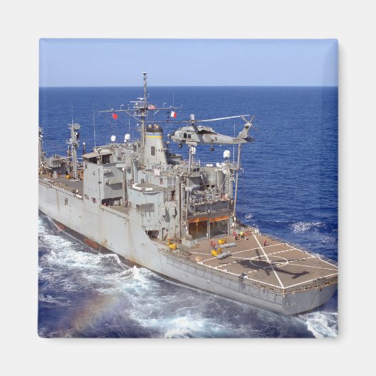 Aimant Un hélicoptère nettoie le poste de pilotage (Devant)