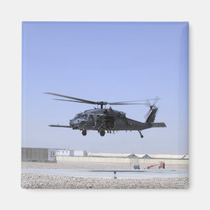 Aimant Un HH-60G Pave Hawk décolle du Camp Bastio