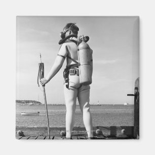 Aimant Un homme debout sur la jetée