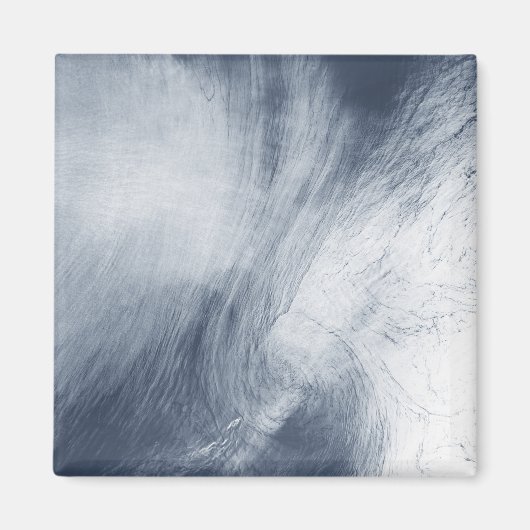 Aimant Un nuage géant tournoie au-dessus de la mer (Devant)