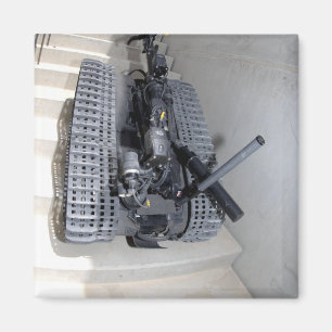 Aimant Un robot Talon 3B escalade un vol de stai