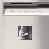 Aimant Une Femme Jouant Au Tennis De Table (In Situ (Lave-vaisselle))