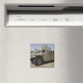 Aimant Une rangée d'humvees de la politique militaire de  (In Situ (Lave-vaisselle))