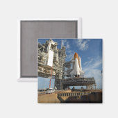 Aimant Une vue Space Shuttle Atlantis sur Launch Pad 39A (Recto/Verso)