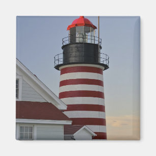 Aimant USA, Maine, Lubec. West Quoddy Head Lighthouse