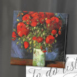 Aimant Vase avec des papillons rouges | Vincent Van Gogh<br><div class="desc">Vase avec des pavots rouges de l'artiste néerlandais Vincent Van Gogh. La peinture d'art original est une huile sur toile représentant une vie morte de fleurs rouge vif. Utilisez les outils de conception pour ajouter du texte personnalisé ou personnaliser l'image.</div>