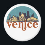 Aimant Venise Italie Rétro City Skyline Ville Art<br><div class="desc">Design urbain vintage et rétro avec une belle skyline, attraction touristique et art urbain. gratte-ciel Cool et silhouette de construction merchandises pour touristes et voyageurs. Parfait comme souvenir à rapporter à la maison lorsque vous voyagez dans le monde entier. Enregistrez la mémoire de votre voyage et de vos vacances en...</div>