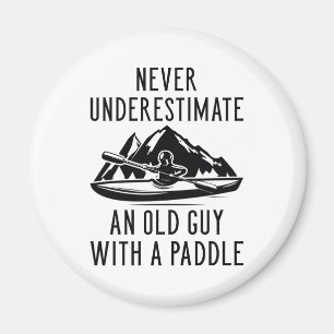 Aimant Vieux Homme Avec Une Pagaie