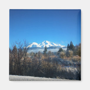 Aimant Vue d'hiver à Mount Shasta, CA