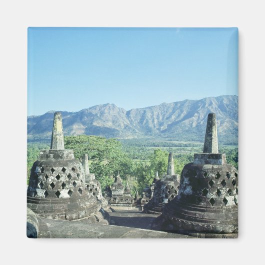 Aimant Vue sur les trois terrasses circulaires (Devant)