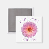 Aimant Zinnia rose avec nom personnalisé Cuisine (Recto/Verso)