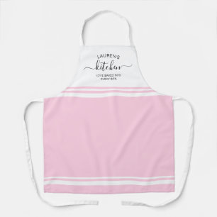 Aimé Cuisiné Dans Un Tablier Rose Français