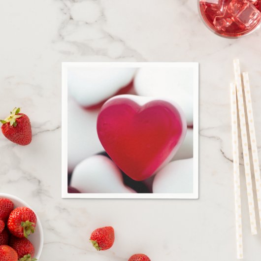 Aimer bonbons coeur Cocktail serviettes en papier (En situation)