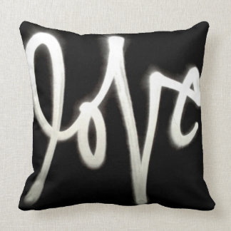 Aimer coussin graffiti - noir & blanc