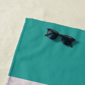 Aimez-vous à la plage et à la serviette de plage (En situation)